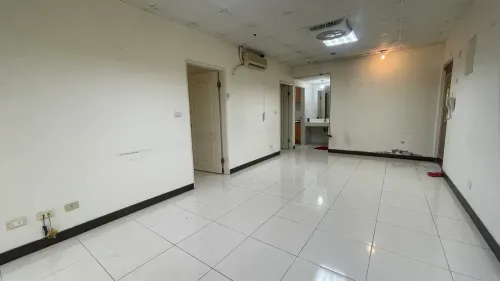 Apartment for rent TWD 24 000 -  - 2 bedrooms