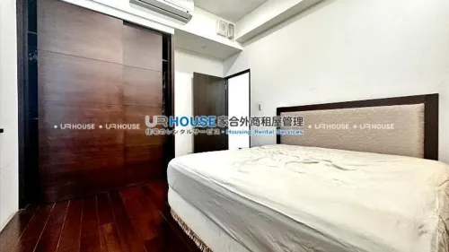 Apartment for rent TWD 80 000 -  - 4 bedrooms
