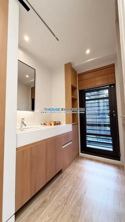 Apartment for rent TWD 43 000 -  - 1 room