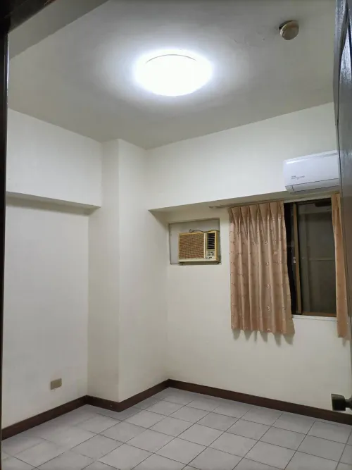 3 bedrooms apartment for rent in Nanzih District, Kaohsiung City | NT$ 15 000 | 19 ping slide 5