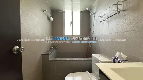 Apartment for rent TWD 36 000 - Lane 53, Section 1, Zhongshan North Road - Studio