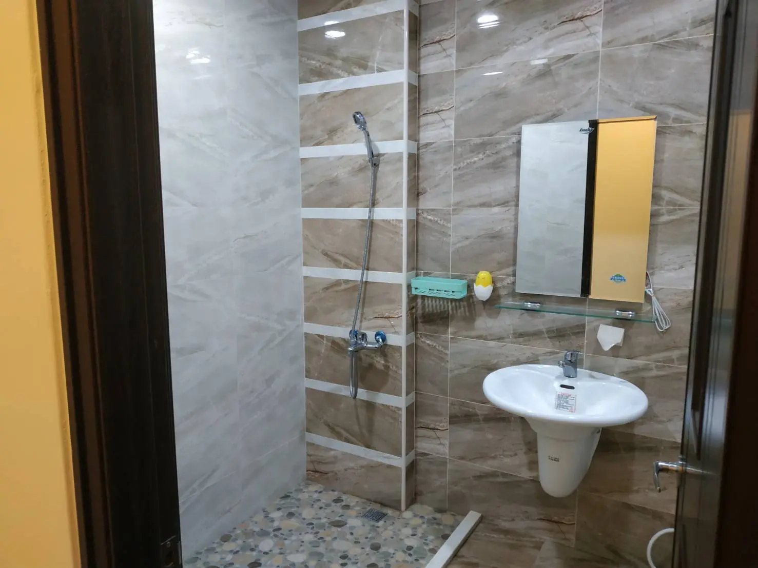 Room for rent in Hualien City, Hualien County | NT$ 6 800 | 7 ping slide 4