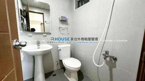 Apartment for rent TWD 60 000 -  - 3 bedrooms