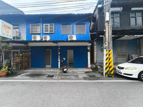 Townhouse for rent TWD 13 500 - Mingxin Street - 2 bedrooms