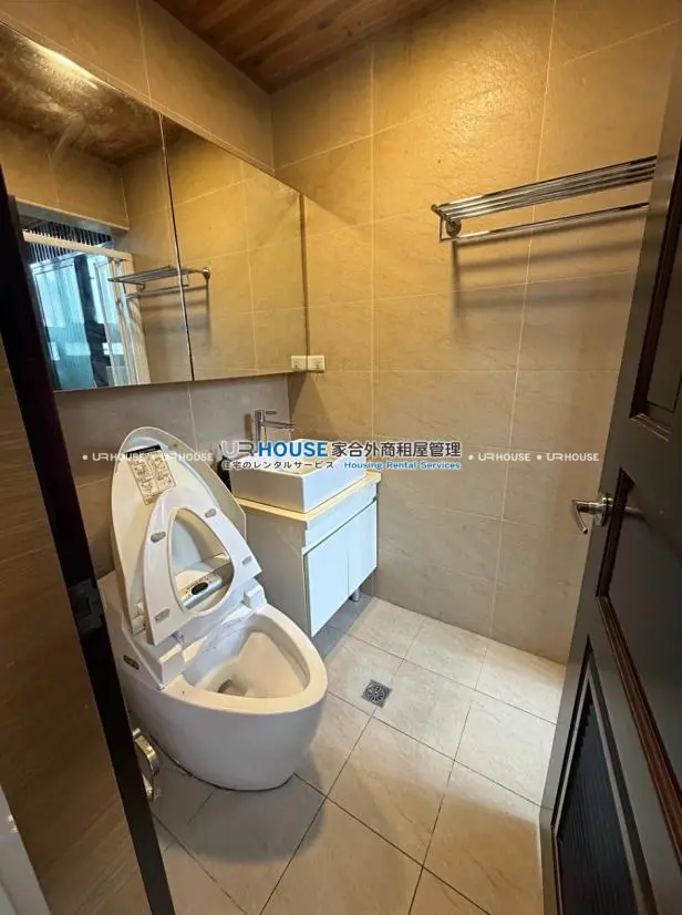 2 bedrooms apartment for rent in Daan District, Taipei City | NT$ 56 000 | 15 ping slide 7