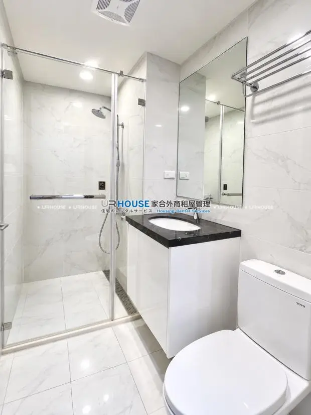 1 room apartment for rent in Zhongzheng District, Taipei City | NT$ 49 800 | 11 ping slide 8
