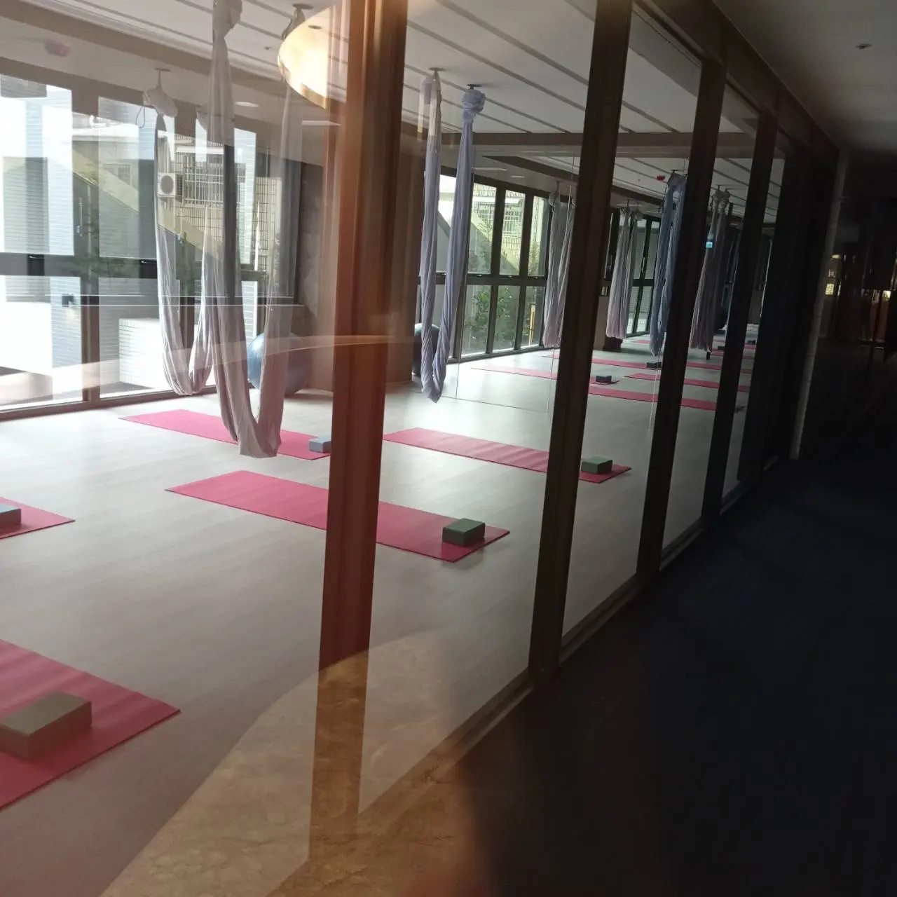 2 bedrooms apartment for sale in Sanmin District, Kaohsiung City | TWD 13 580 000 | 18 ping slide 2