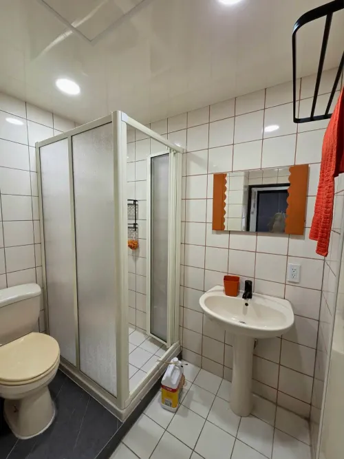 Private room for rent TWD 14 000 - Lane 76, Section 3, Xinsheng S Rd - 5 bedrooms