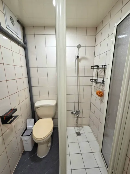 Private room for rent TWD 14 000 - Lane 76, Section 3, Xinsheng S Rd - 5 bedrooms