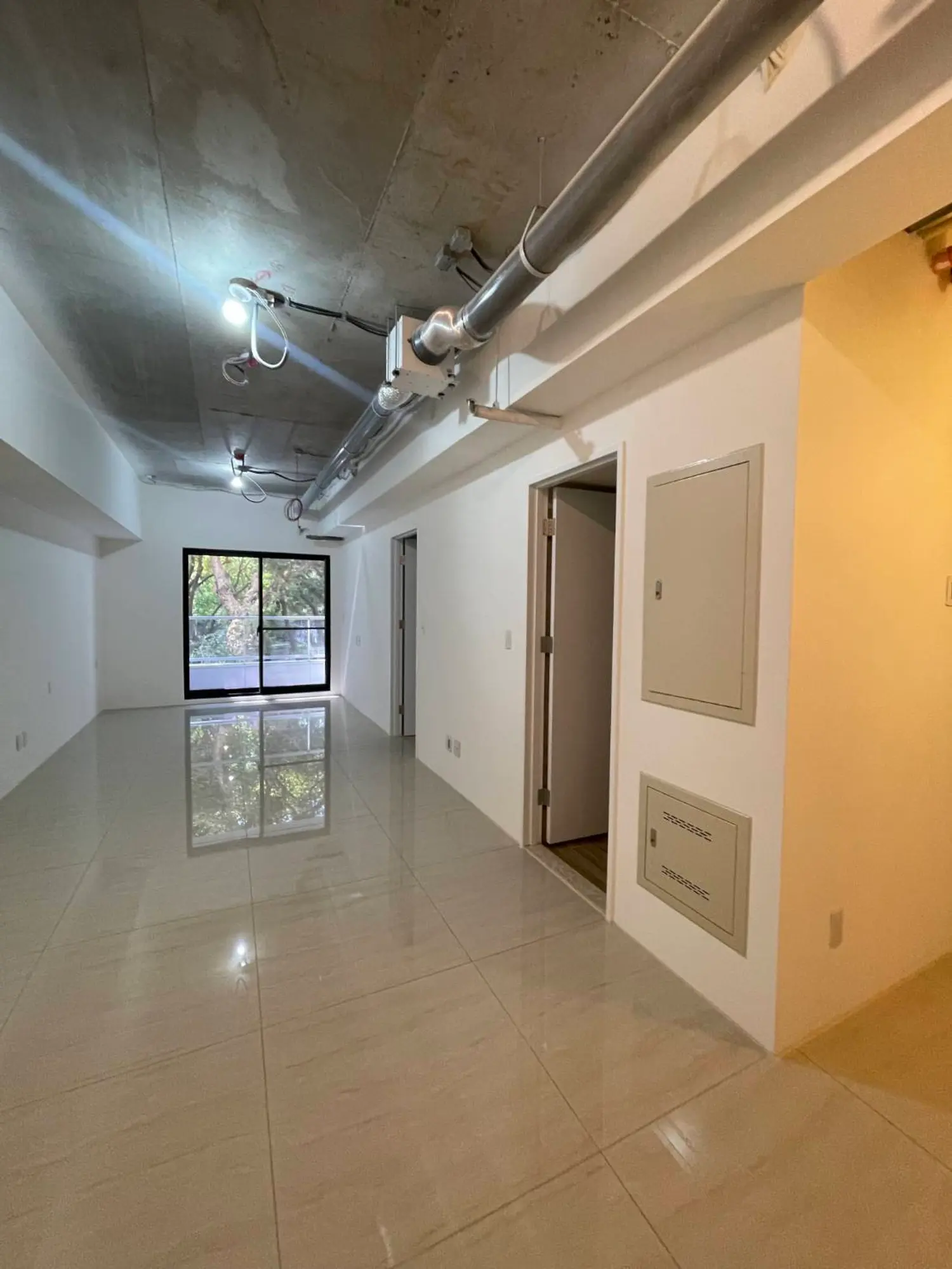 1 room apartment for sale TWD 34 580 000 - 27 ping - Taipei City,Zhongshan District slide 2