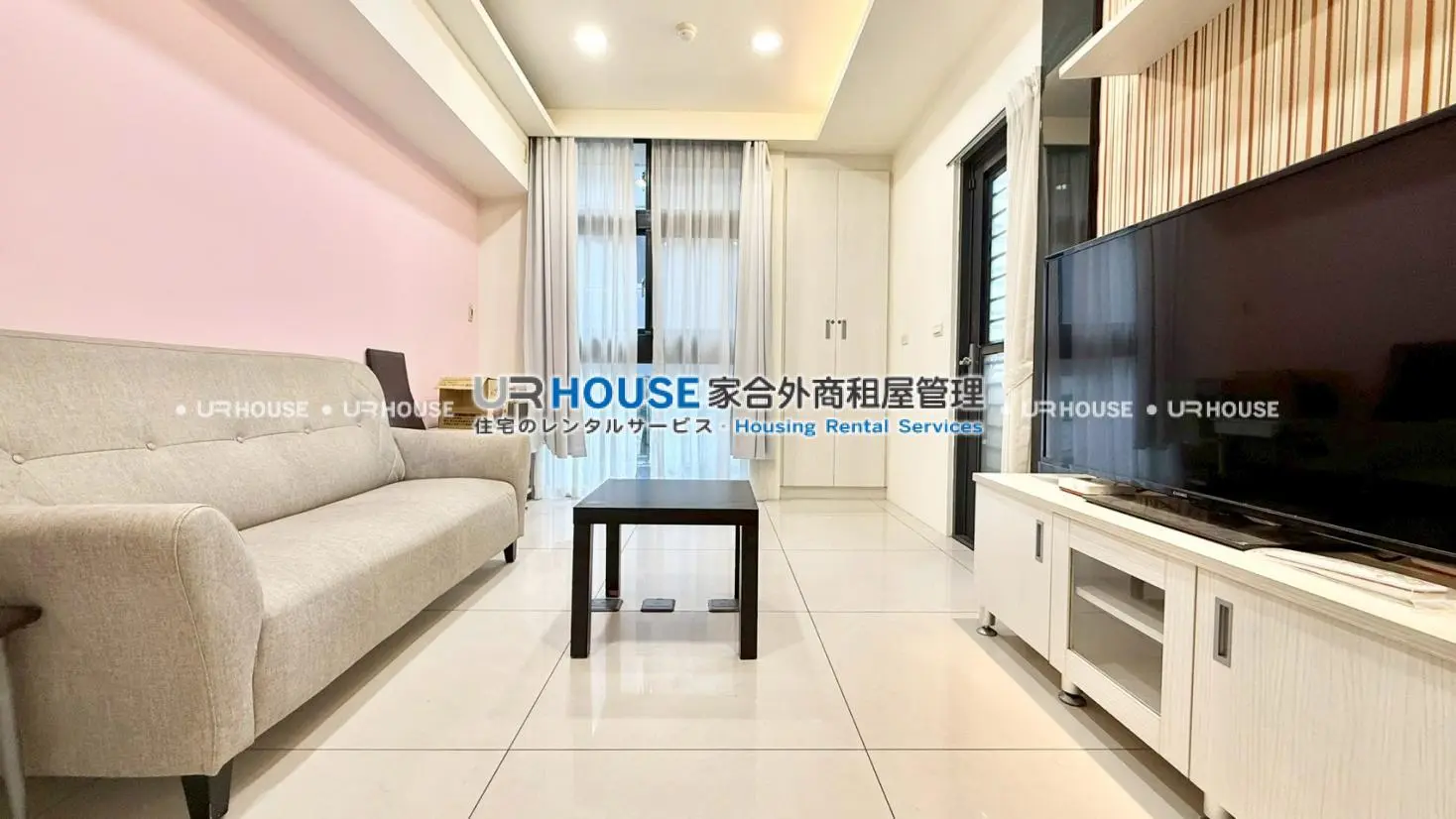 2 bedrooms apartment for rent in Sanchong District, New Taipei City | NT$ 36 000 | 12 ping slide 1