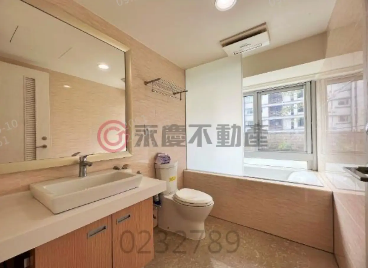4 bedrooms apartment for rent in Tamsui District, New Taipei City | NT$ 40 000 | 70 ping slide 4