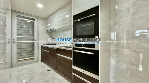 Apartment for rent NT$ 85 000 - Section 7, Chengde Road - 2 bedrooms