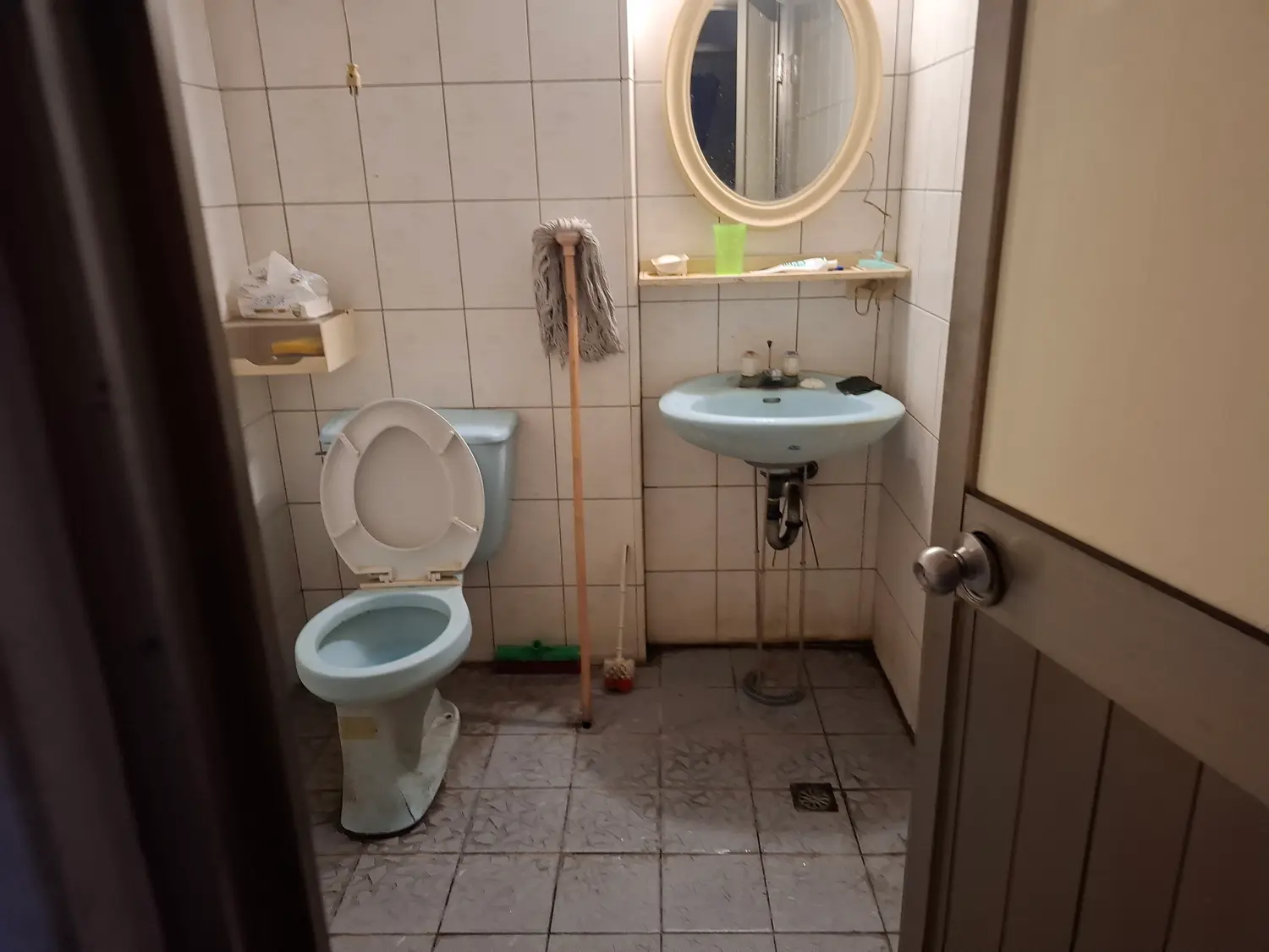 Private room for rent TWD 3 500 - 6 ping - Lingya District,Kaohsiung City slide 5