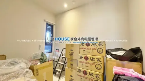Apartment for rent TWD 100 000 -  - 3 bedrooms