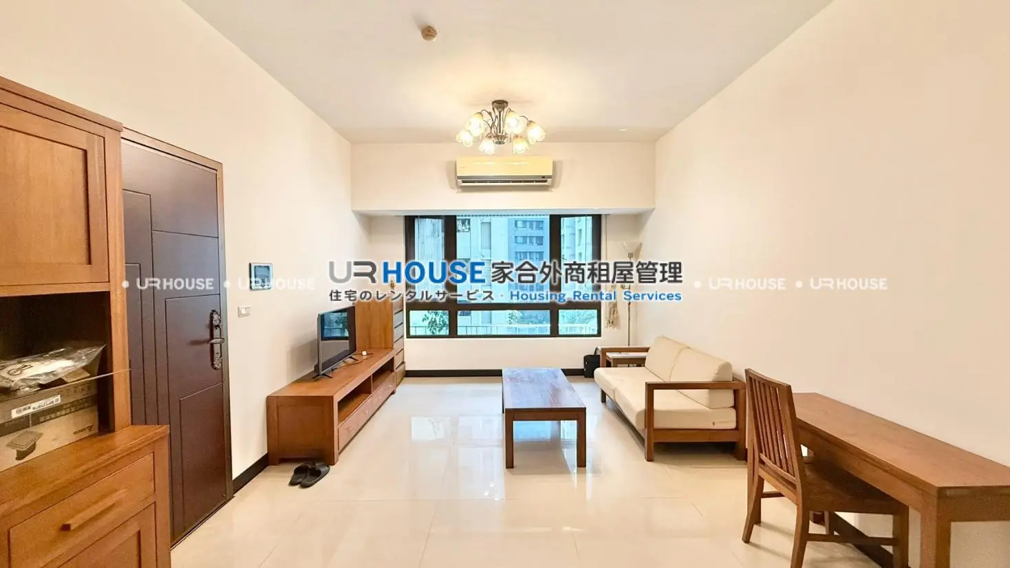 3 bedrooms apartment for rent in Sanchong District, New Taipei City | NT$ 45 000 | 26 ping slide 0