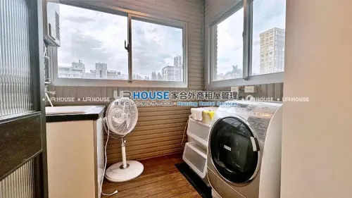 Apartment for rent TWD 160 000 -  - 3 bedrooms