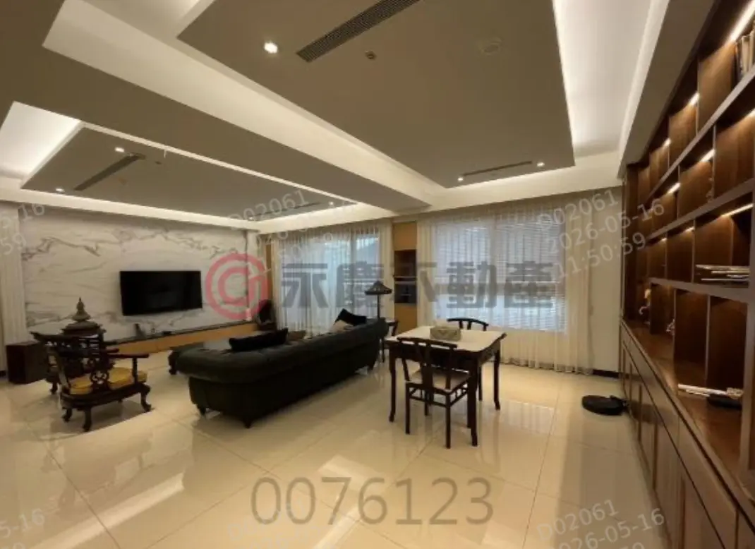 Studio apartment for rent in Tamsui District, New Taipei City | NT$ 48 000 | 77 ping slide 1