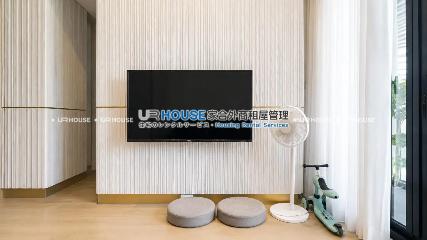2 bedrooms apartment for rent in Datong District, Taipei City | NT$ 50 000 | 15 ping slide 3
