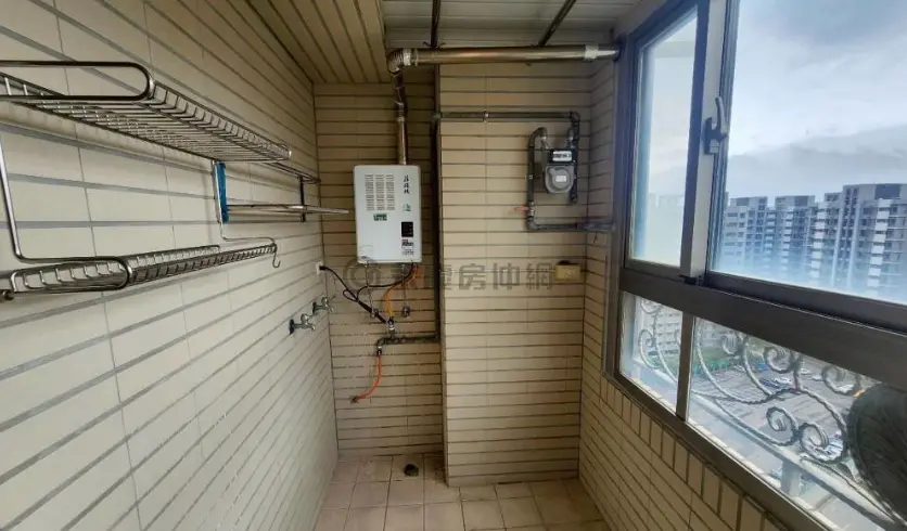 2 bedrooms apartment for sale in Tamsui District, New Taipei City | NT$ 11 800 000 | 15 ping slide 8