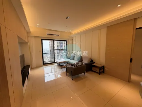 Apartment for rent TWD 38 800 - Section 2, Yonghua Road - 3 bedrooms