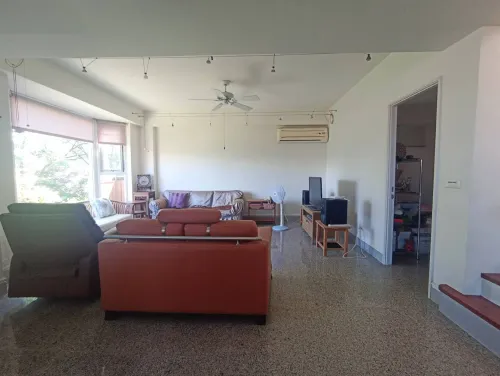 Villa for sale TWD 34 800 000 - Huacheng 1st Road - 5 bedrooms