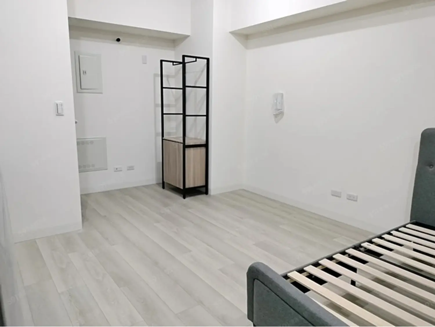 Studio apartment for rent TWD 23 000 - 12 ping - Zuoying District, Kaohsiung City slide 3