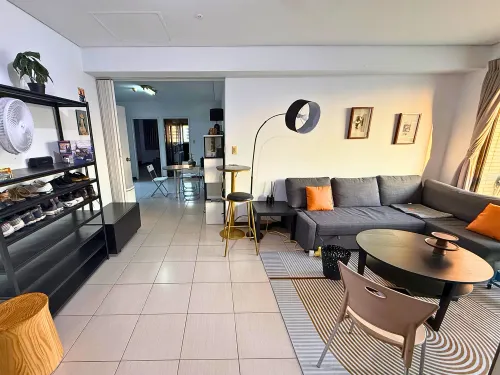 Room for rent TWD 9 500 - Wenhua Road - 3 bedrooms