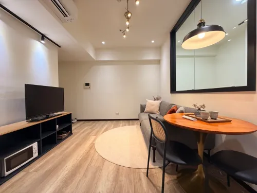 2 bedrooms apartment for rent in Xinyi District, Taipei City | NT$ 54 000 | 18 ping slide 3