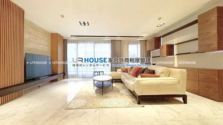 2 bedrooms apartment for rent in Zhongshan District, Taipei City | NT$ 120 000 | 35 ping slide 4
