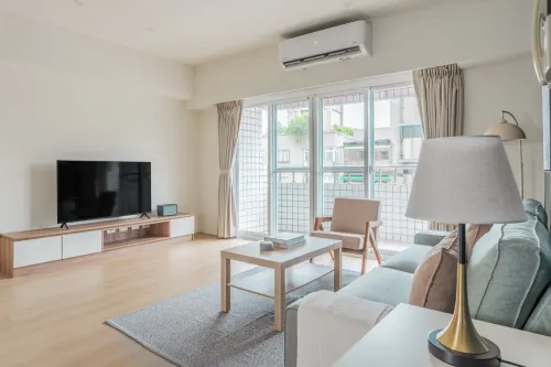 2 bedrooms apartment for rent in Xinyi District, Taipei City | NT$ 126 860 | 29 ping slide 3