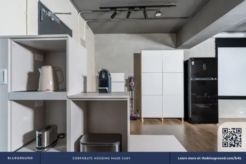 Studio apartment for rent in Zhongshan District, Taipei City | NT$ 130 440 | 22 ping slide 3