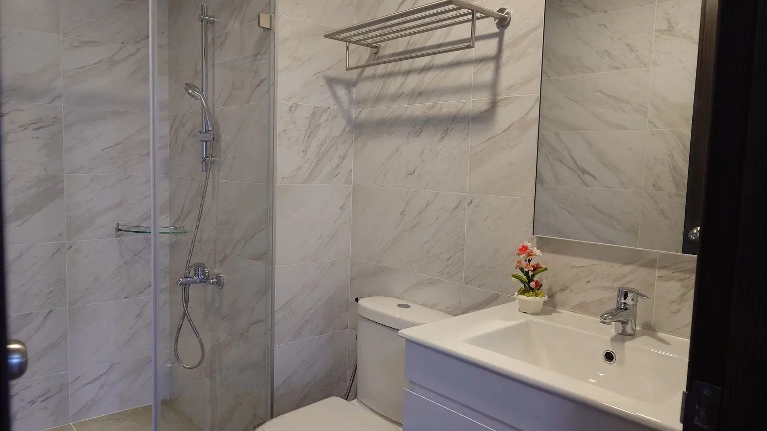 分租套房、雅房 出租 TWD 16 000 - 5 坪 - 三民區, 高雄市 slide 15