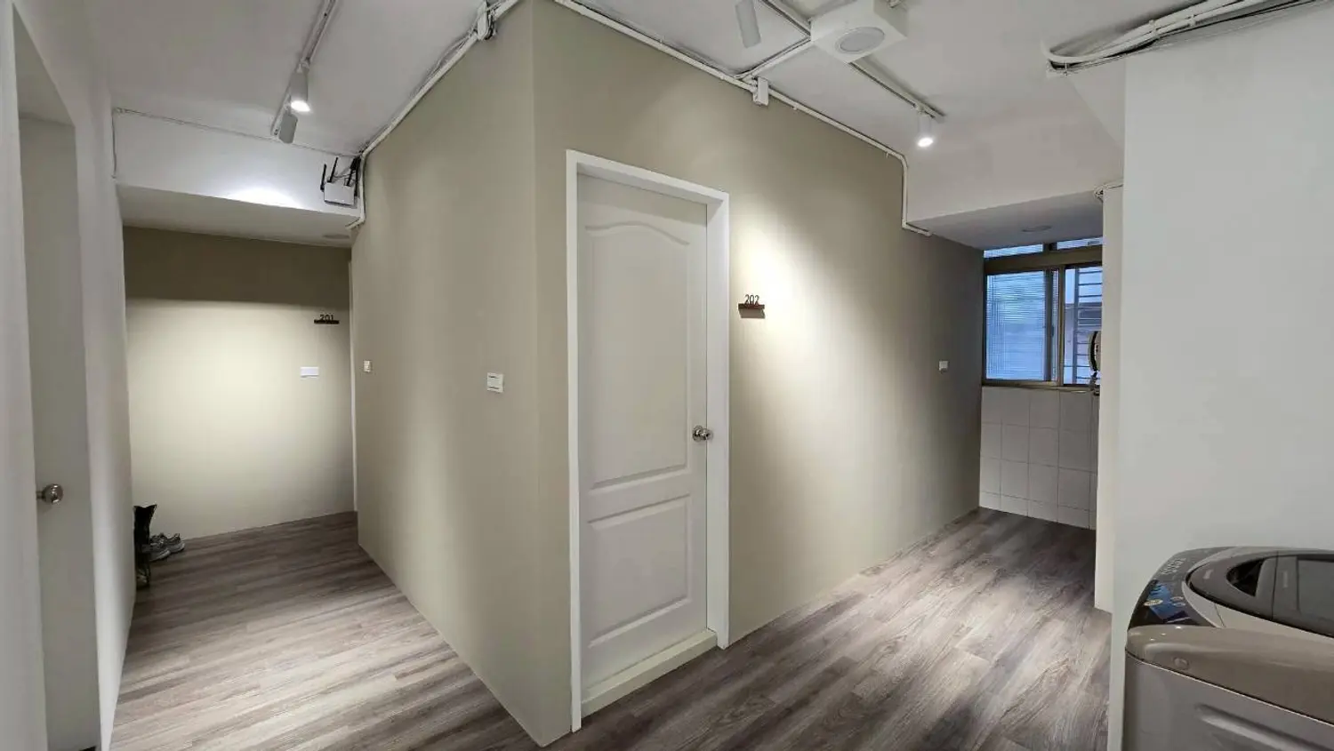 Private room for rent TWD 15 800 - 6 ping - Daan District,Taipei City slide 0