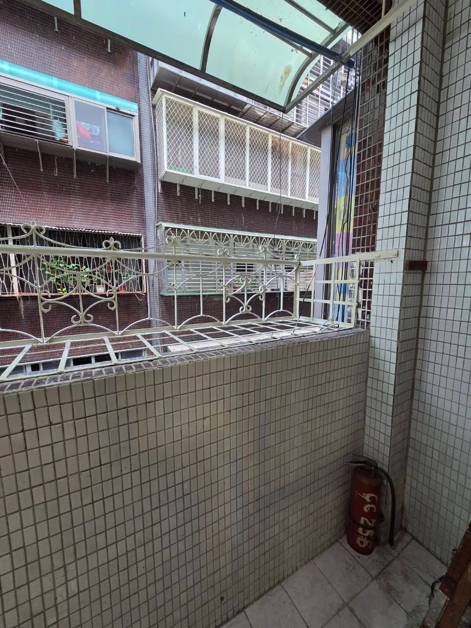 2 bedrooms apartment for rent TWD 33 000 - 25 ping - Shilin District,Taipei City slide 2