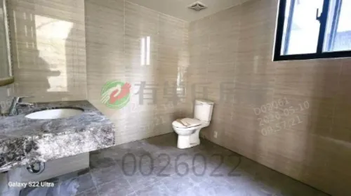 Shop / Retail for rent NT$ 130 000 - Sanmin Road - 1 room