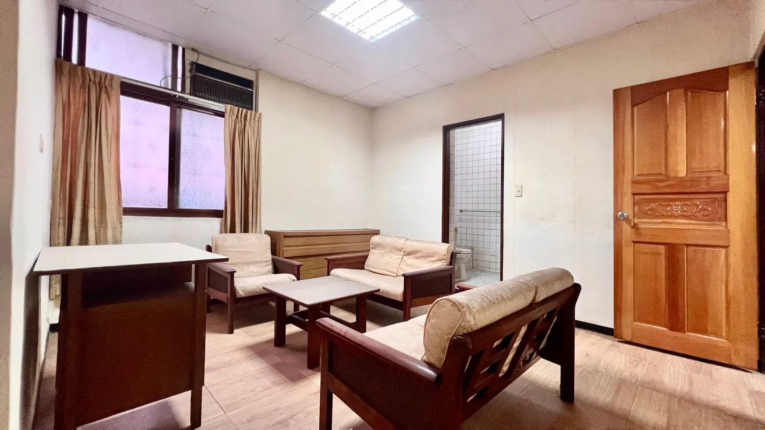 3 房 公寓 出售 TWD 28 800 000 - 30 坪 - 中山區,台北市 slide 0