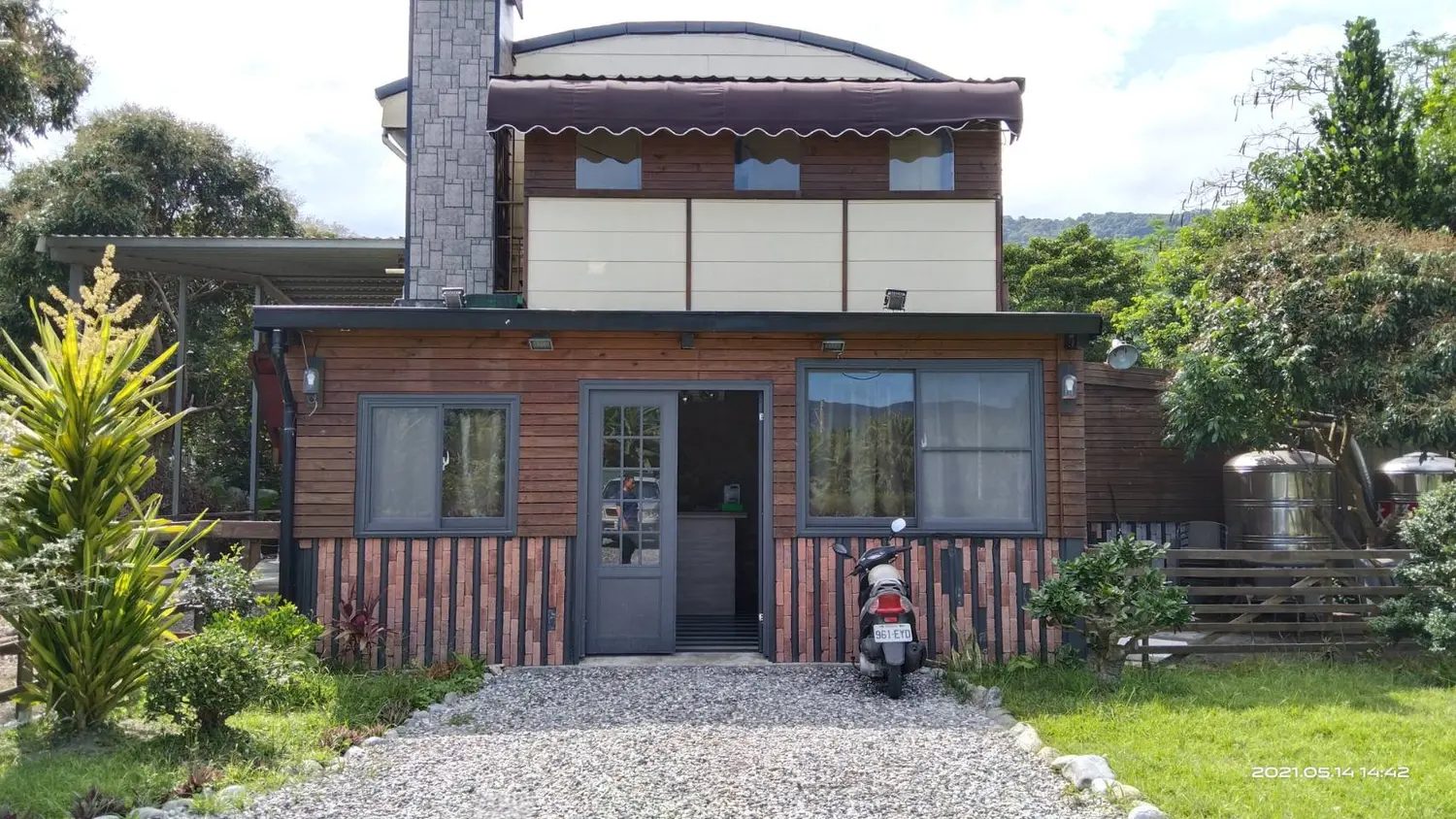 10 bedrooms villa for rent TWD 38 000 - 91 ping - Shoufeng Township, Hualien County slide 0