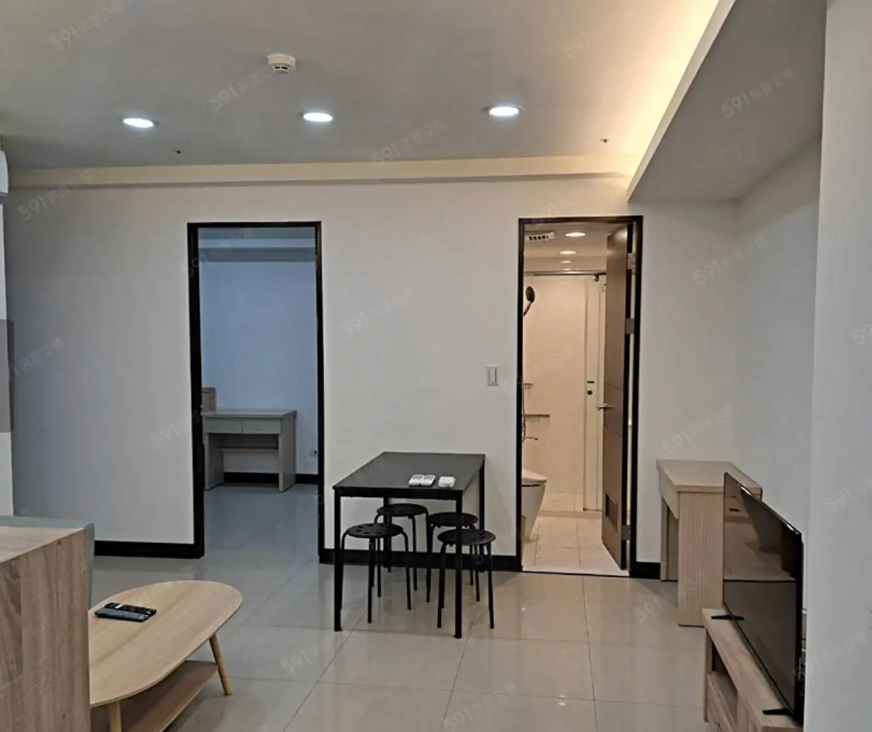 2 bedrooms apartment for rent in Tamsui District, New Taipei City | NT$ 20 000 | 28 ping slide 1