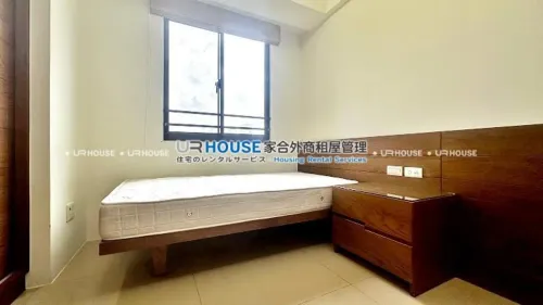 Apartment for rent TWD 130 000 -  - 4 bedrooms