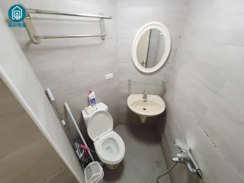 Private room for rent TWD 11 000 - Section 2, Xiangshang Rd - 1 room