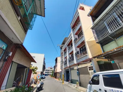 1 room townhouse for sale in Baihe District, Tainan City | TWD 1 369 000 | 101 ping slide 2