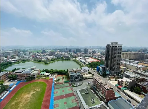 5 房 公寓 出售 TWD 67 500 000 - 130 坪 - 蘆竹區, 桃園市 slide 1