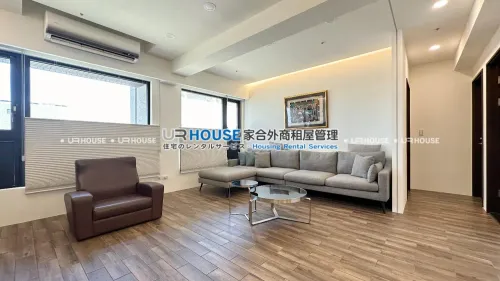 Apartment for rent TWD 100 000 - Xingshan Road - 2 bedrooms