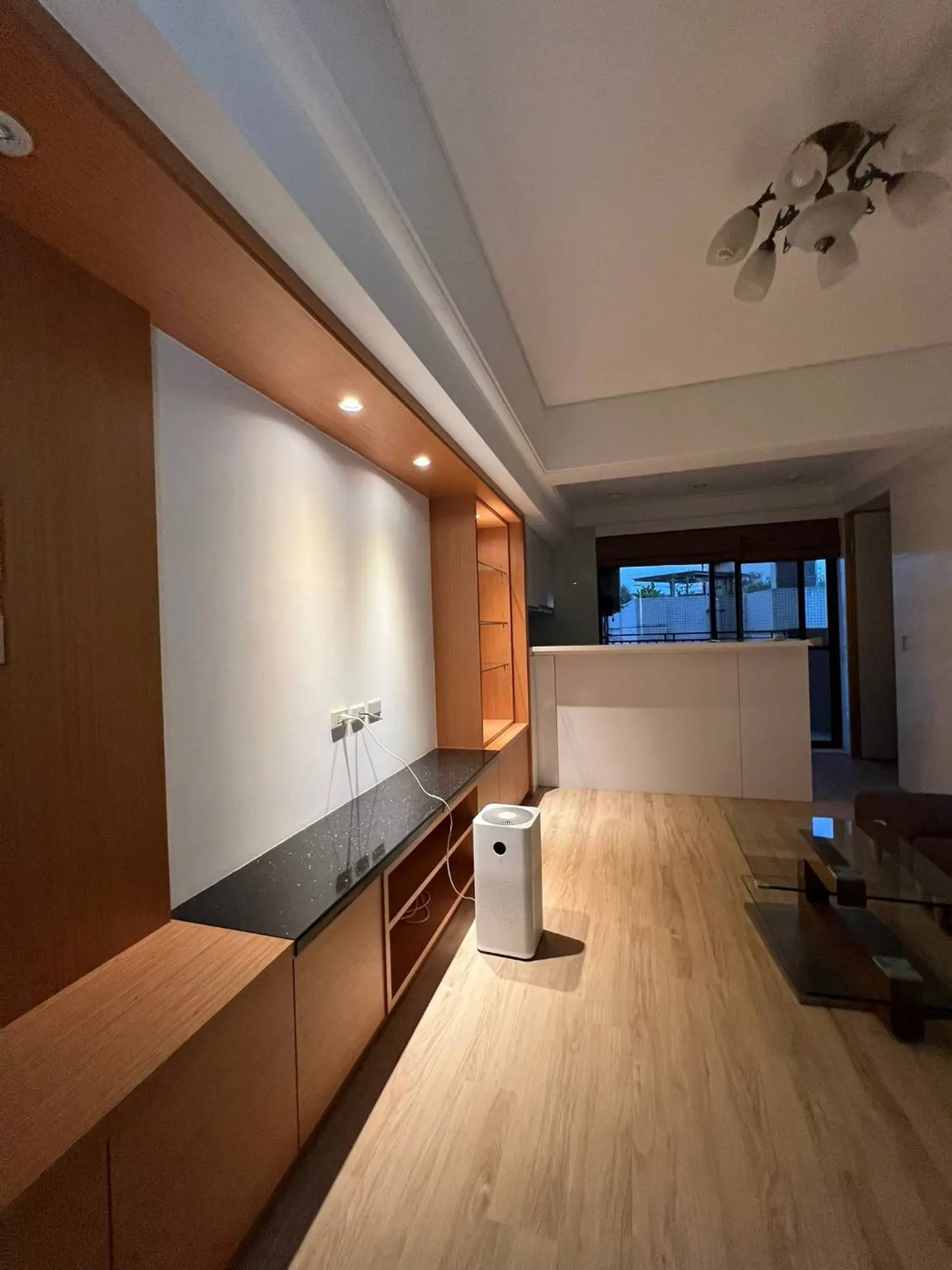2 bedrooms apartment for rent TWD 50 000 - 19 ping - Shilin District,Taipei City slide 0