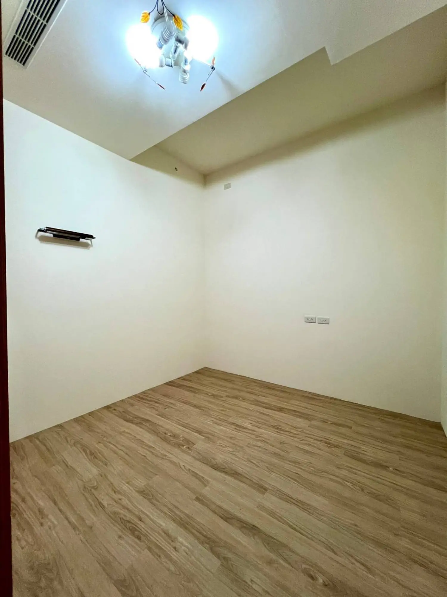 2 bedrooms apartment for rent TWD 50 000 - 19 ping - Shilin District,Taipei City slide 5