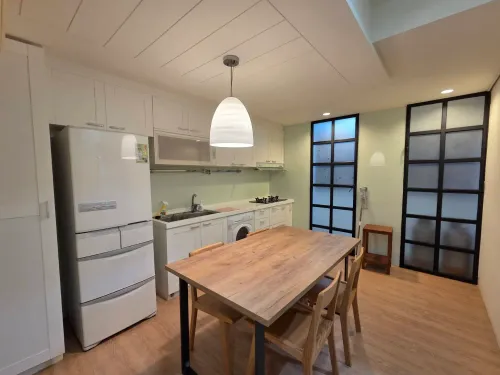 Apartment for rent TWD 40 000 - Lane 105, Tianmu E Rd - 3 bedrooms