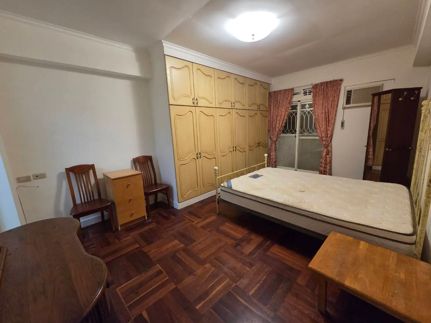 5 bedrooms apartment for rent TWD 68 800 - 90 ping - Shilin District,Taipei City slide 9