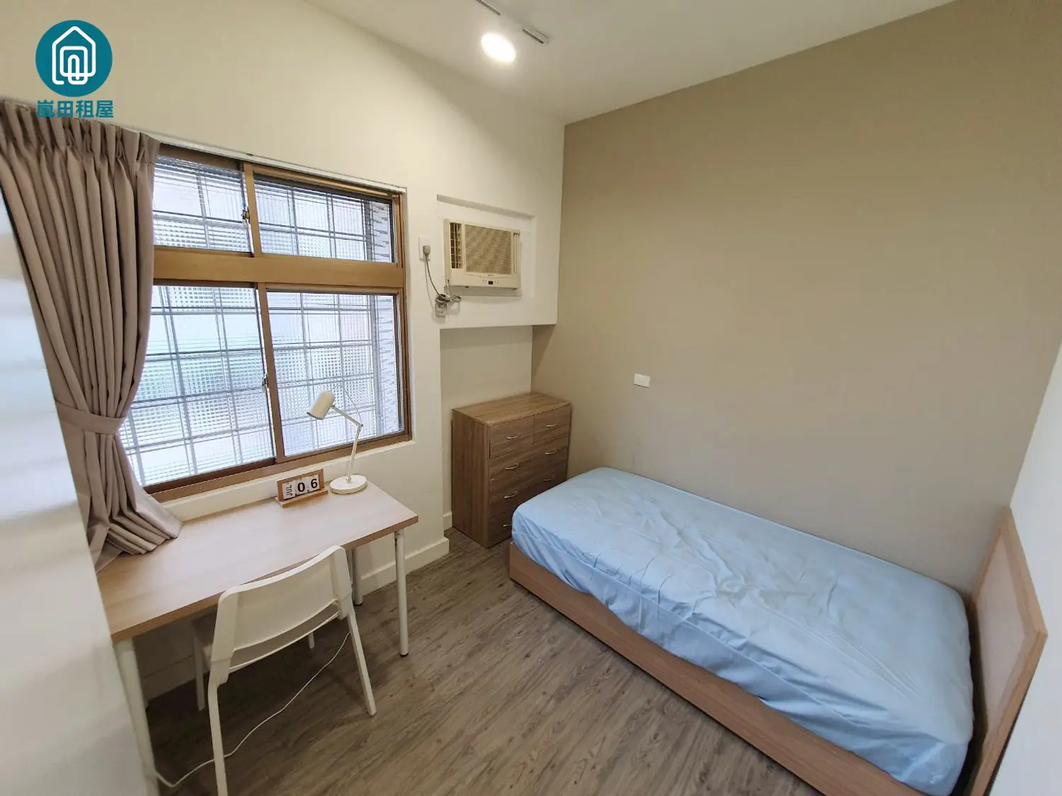 Private room for rent TWD 9 800 - 8 ping - North District,Taichung City slide 10