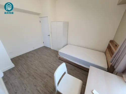 Private room for rent TWD 9 800 - Yingshi Road - 4 bedrooms
